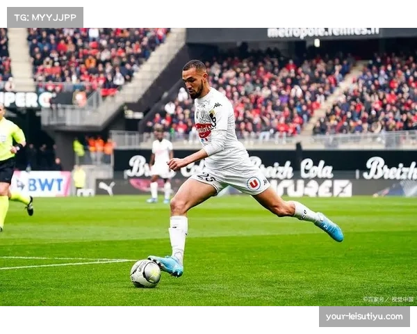 洛里昂客场战绩一胜难求 攻坚能力不足限制拿分 洛里昂客场战绩一胜难求 攻坚能力不足限制拿分